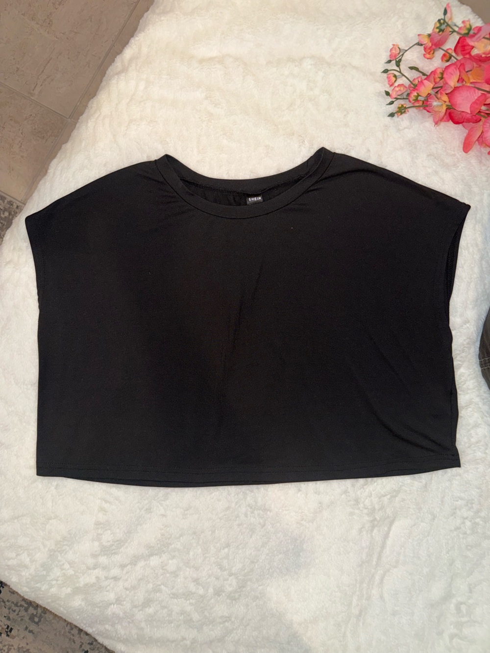 3 x 20$ Classic Black Women’s Short Sleeve Top Size L